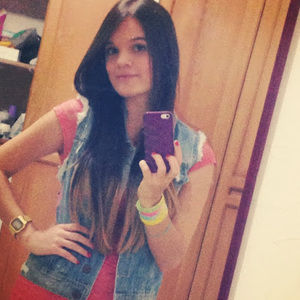 Meet your Posher, Lina